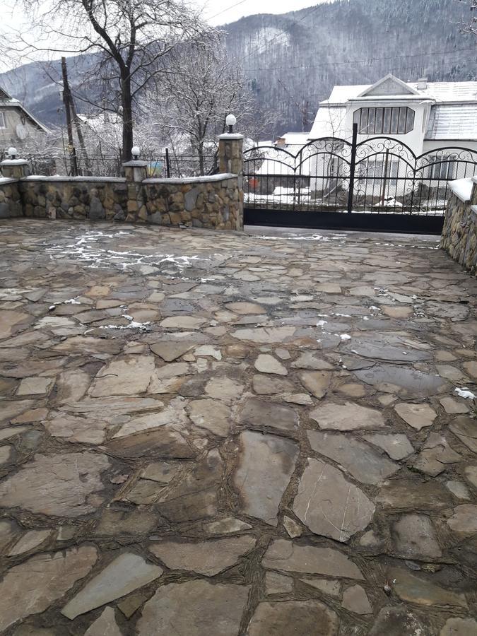 Sadyba Ellada Яремче Екстер'єр фото